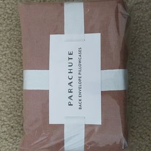 Parachute linen king sized pillowcases